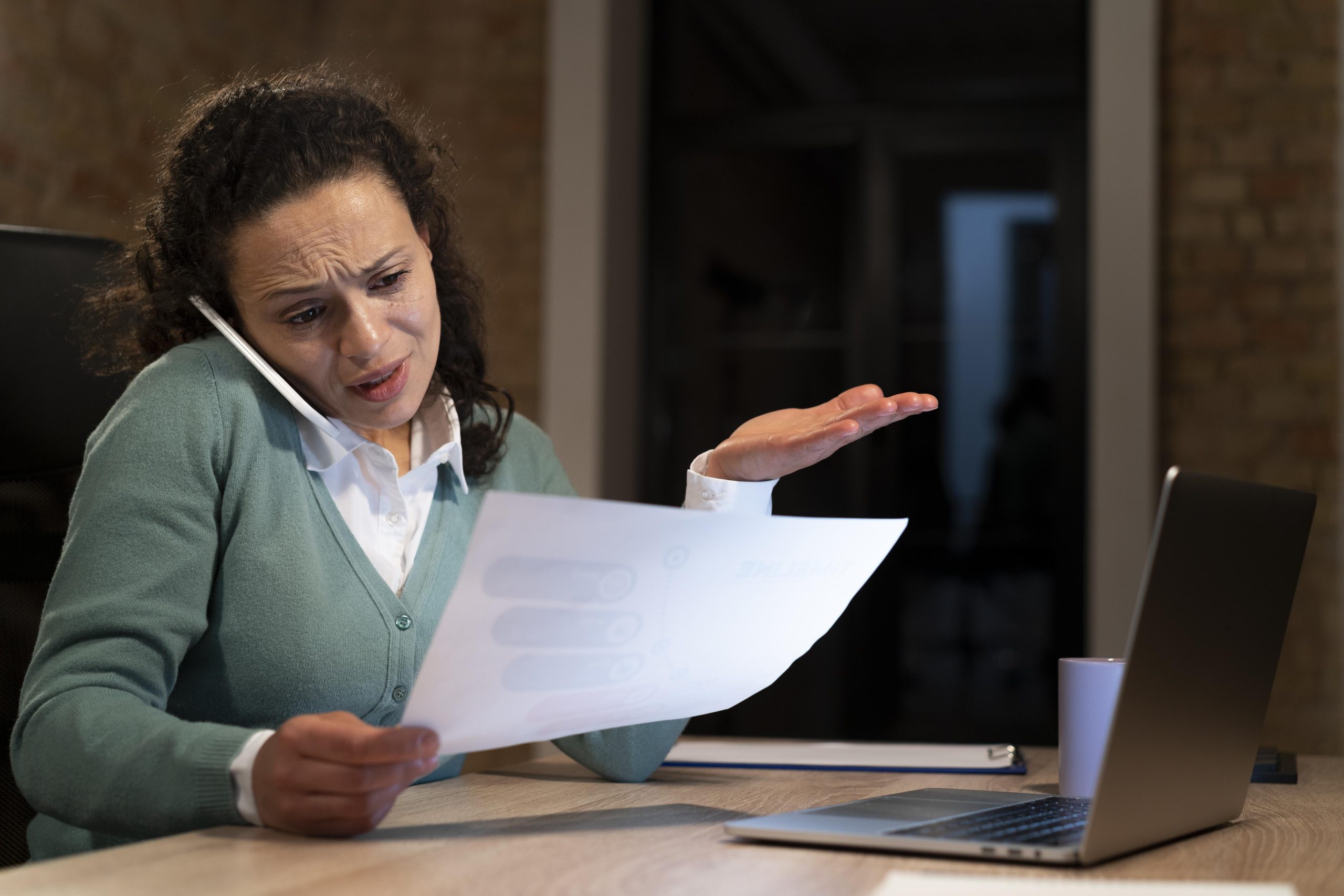 manual invoice chasing, automated invoice reminders, manual invoice chasing, improve cash flow, Retenva